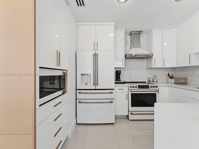 550 NW 58th Ave, Miami, FL 33126