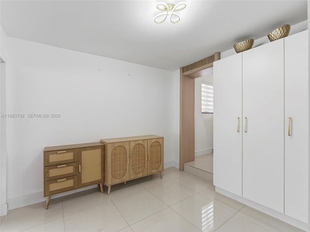 550 NW 58th Ave, Miami, FL 33126