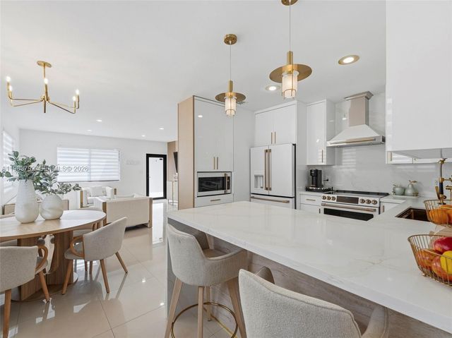 550 NW 58th Ave, Miami, FL 33126