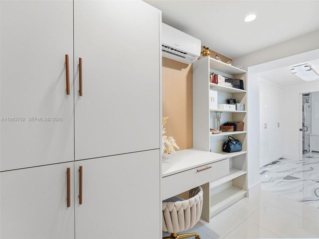 550 NW 58th Ave, Miami, FL 33126