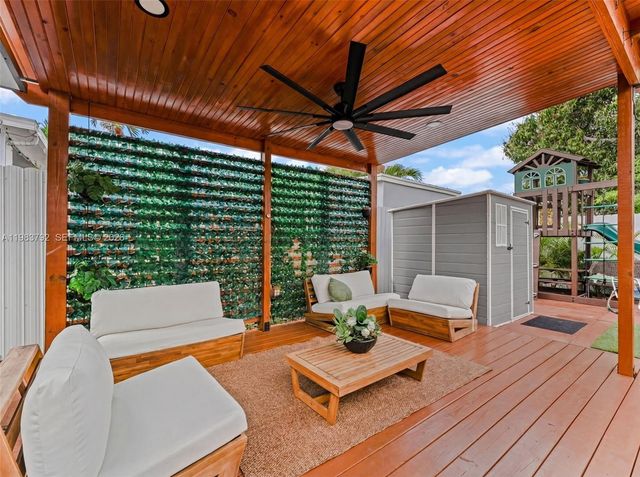 550 NW 58th Ave, Miami, FL 33126