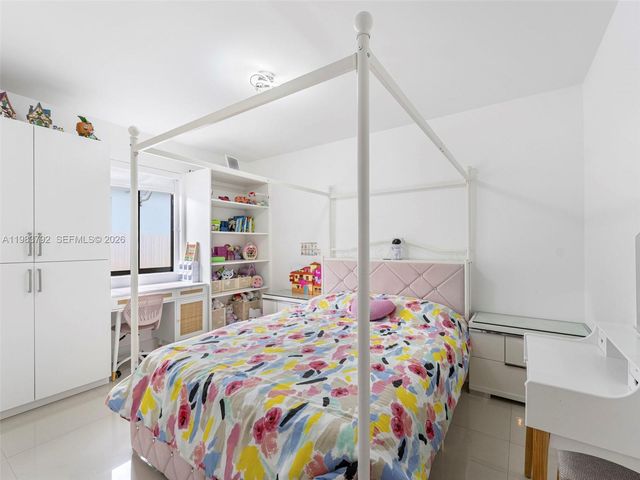 550 NW 58th Ave, Miami, FL 33126