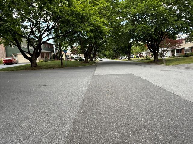 2603 Green Acres Drive, Allentown City, PA 18103