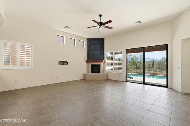 11532 N Moon Ranch Place, Marana, AZ 85658