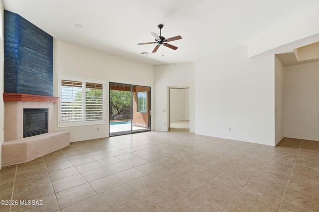 11532 N Moon Ranch Place, Marana, AZ 85658
