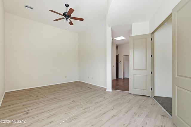 11532 N Moon Ranch Place, Marana, AZ 85658