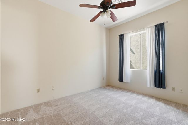 11532 N Moon Ranch Place, Marana, AZ 85658