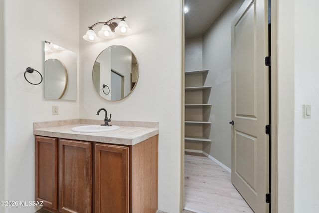 11532 N Moon Ranch Place, Marana, AZ 85658