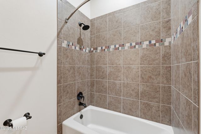 11532 N Moon Ranch Place, Marana, AZ 85658