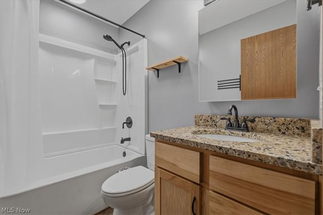 2098 Meadowview Drive, Parkersburg, WV 26104