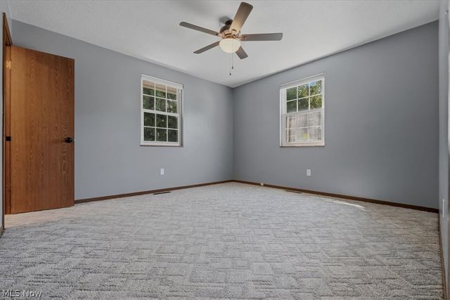 2098 Meadowview Drive, Parkersburg, WV 26104
