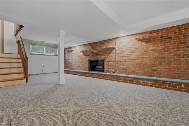 2098 Meadowview Drive, Parkersburg, WV 26104