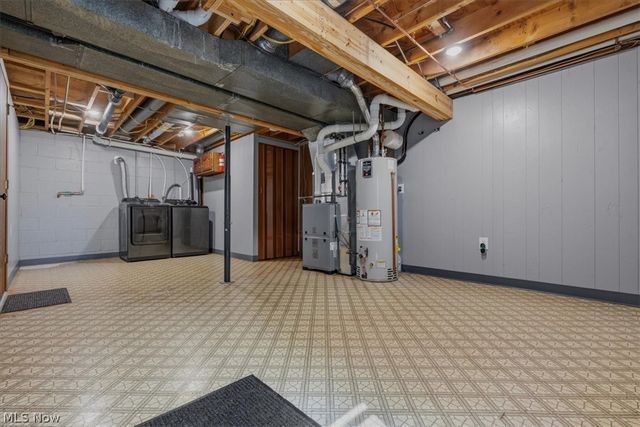 2098 Meadowview Drive, Parkersburg, WV 26104