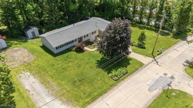 2098 Meadowview Drive, Parkersburg, WV 26104