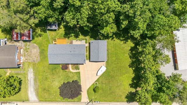 2098 Meadowview Drive, Parkersburg, WV 26104