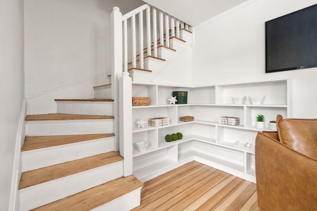 71 Highland Rd, Brookline, MA 02445