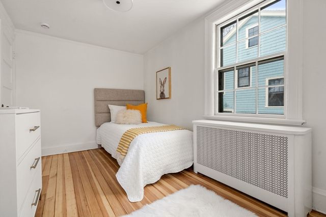 71 Highland Rd, Brookline, MA 02445