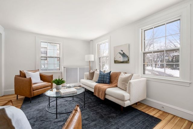 71 Highland Rd, Brookline, MA 02445