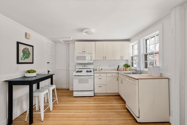 71 Highland Rd, Brookline, MA 02445