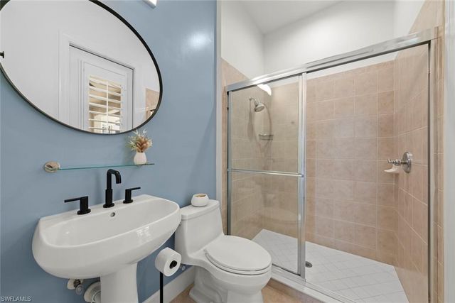 11945 Heather Woods CT, Naples, FL 34120