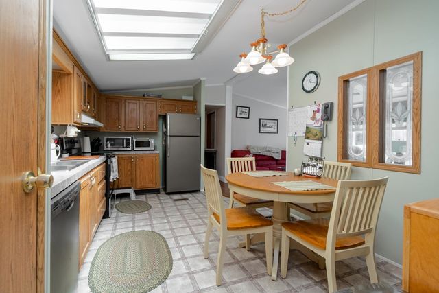 8 Lilac Lane, Belmont, NH 03220