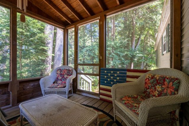 8 Lilac Lane, Belmont, NH 03220