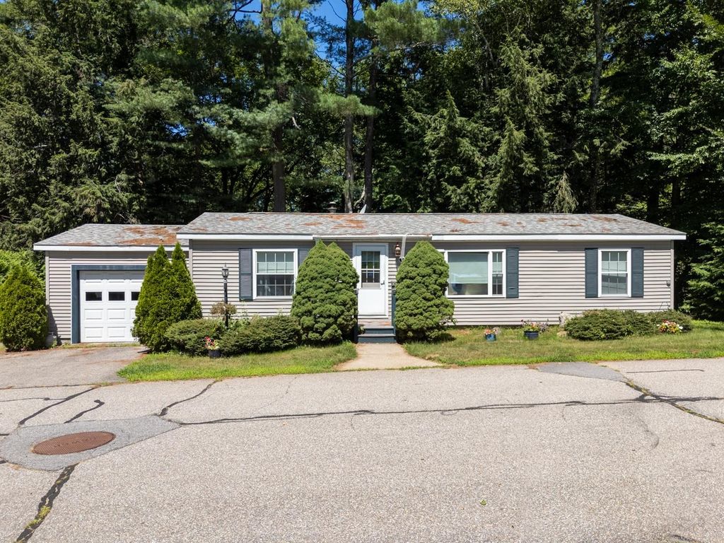 8 Lilac Lane, Belmont, NH 03220