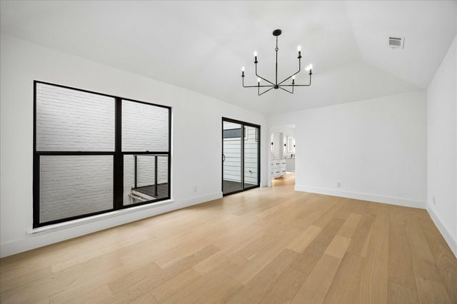 5056 Academy Street, Houston, TX 77005