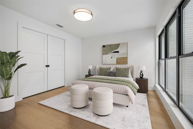 5056 Academy Street, Houston, TX 77005