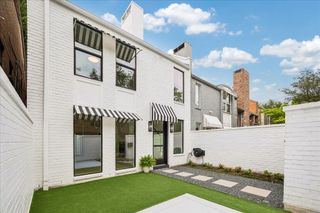 5056 Academy Street, Houston, TX 77005