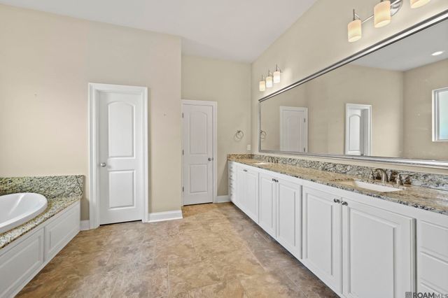 2347 Morningbrook Dr, Baton Rouge, LA 70816