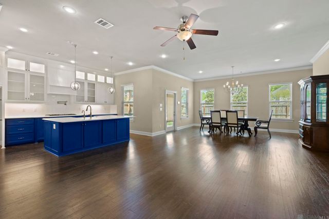 2347 Morningbrook Dr, Baton Rouge, LA 70816