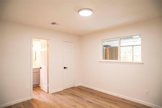 9214 Woodland Oaks Drive, Houston, TX 77040