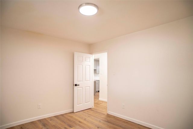 9214 Woodland Oaks Drive, Houston, TX 77040