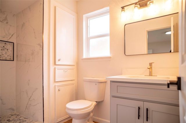 9214 Woodland Oaks Drive, Houston, TX 77040