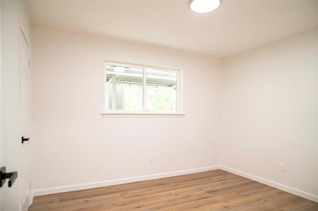 9214 Woodland Oaks Drive, Houston, TX 77040