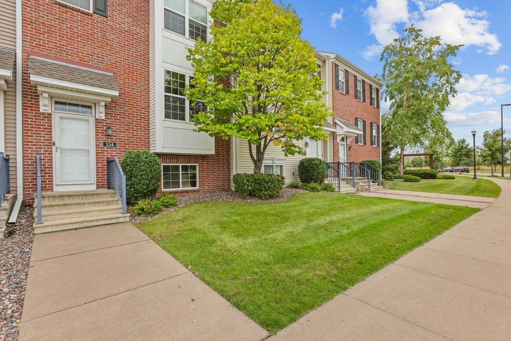 554 Huset Parkway NE, Columbia Heights, MN 55421 — photo 4
