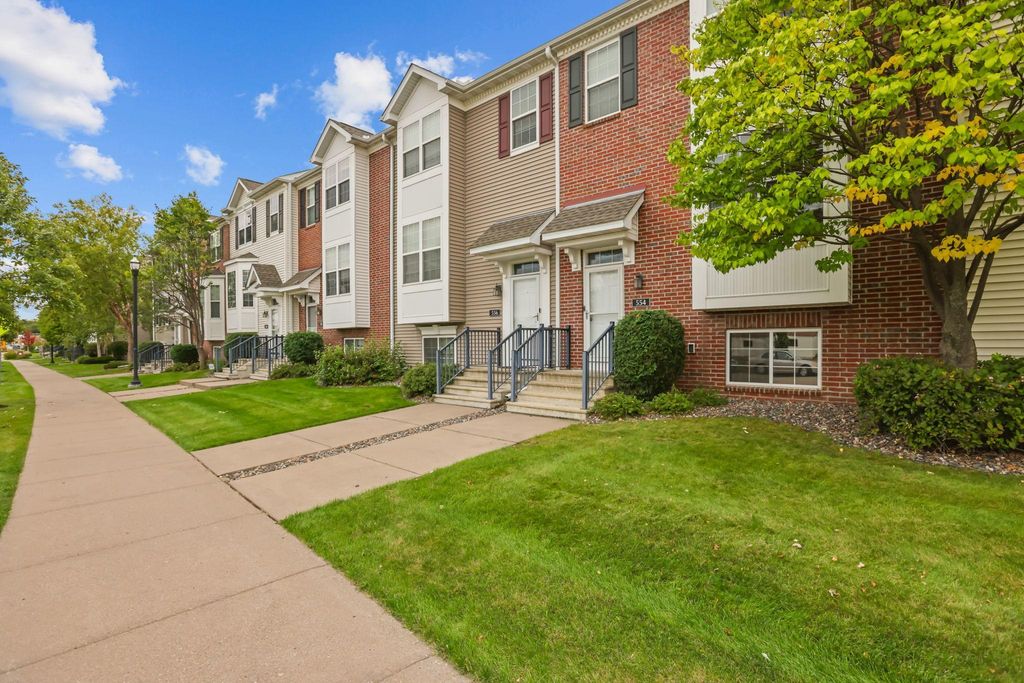 554 Huset Parkway NE, Columbia Heights, MN 55421 — photo 5