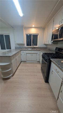23855 Straight, Crestline, CA 92325