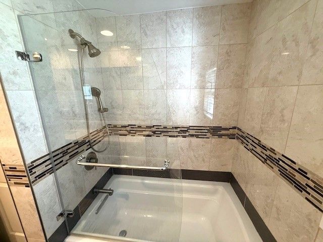 12 Sherwood Road, Worcester, MA 01602