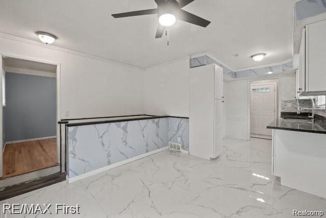 32154 Melton Street, Westland, MI 48186