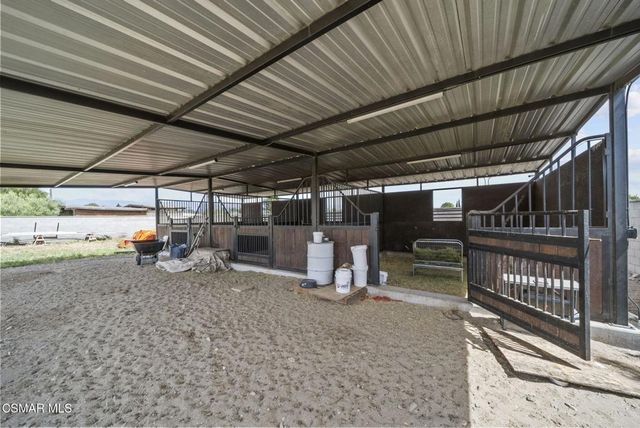 9667 Linden Avenue, Bloomington, CA 92316