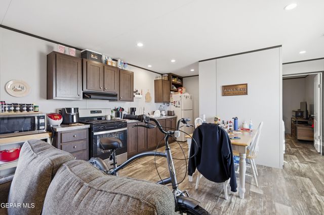 1396 Kalahari Desert Drive, Chaparral, NM 88081