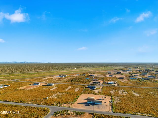 1396 Kalahari Desert Drive, Chaparral, NM 88081