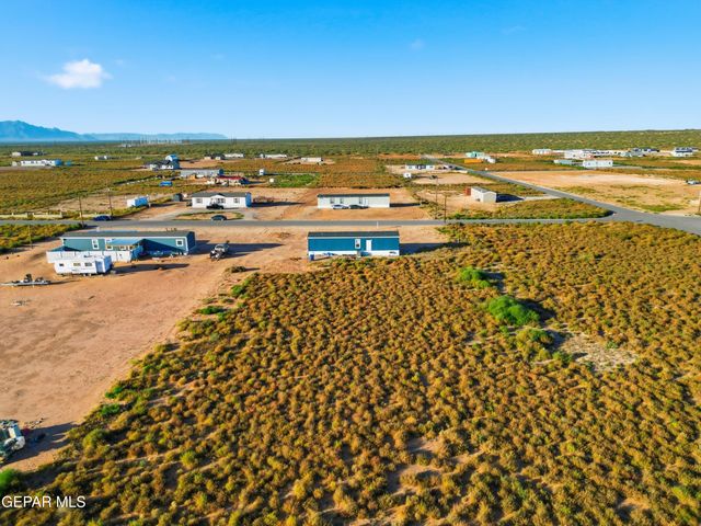 1396 Kalahari Desert Drive, Chaparral, NM 88081