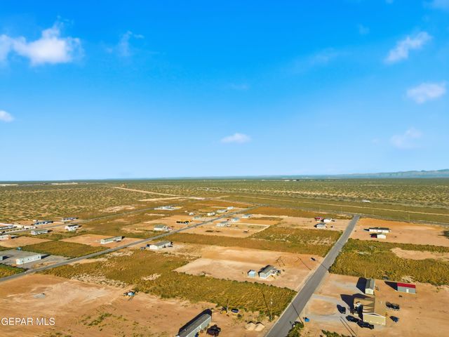 1396 Kalahari Desert Drive, Chaparral, NM 88081