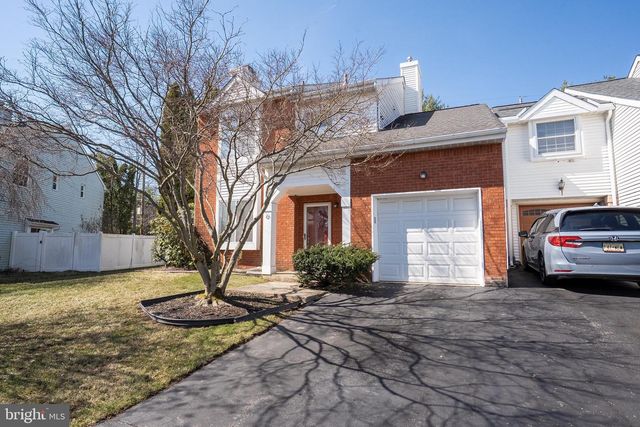 62 WOODLAND WAY, Dayton, NJ 08810