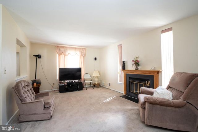 62 WOODLAND WAY, Dayton, NJ 08810