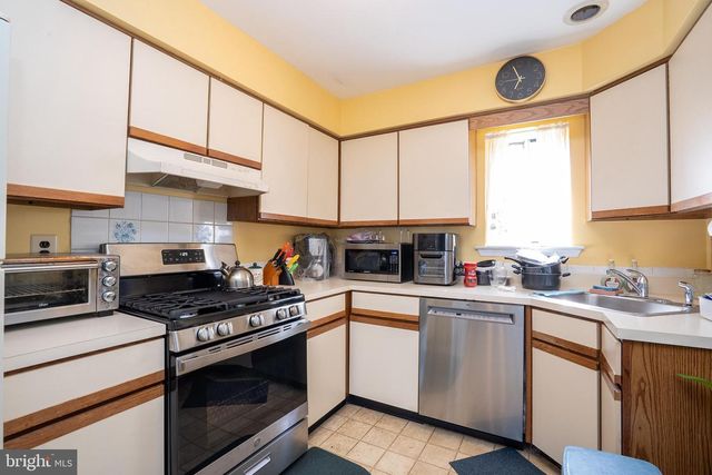 62 WOODLAND WAY, Dayton, NJ 08810