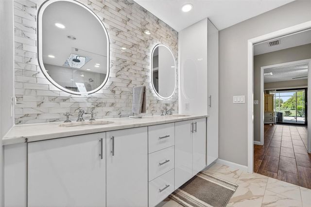 4964 CANDLEBUSH CIRCLE, Sarasota, FL 34241